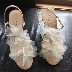 Ann Taylor pumps, so pretty!